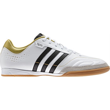 adidas 11nova indoor